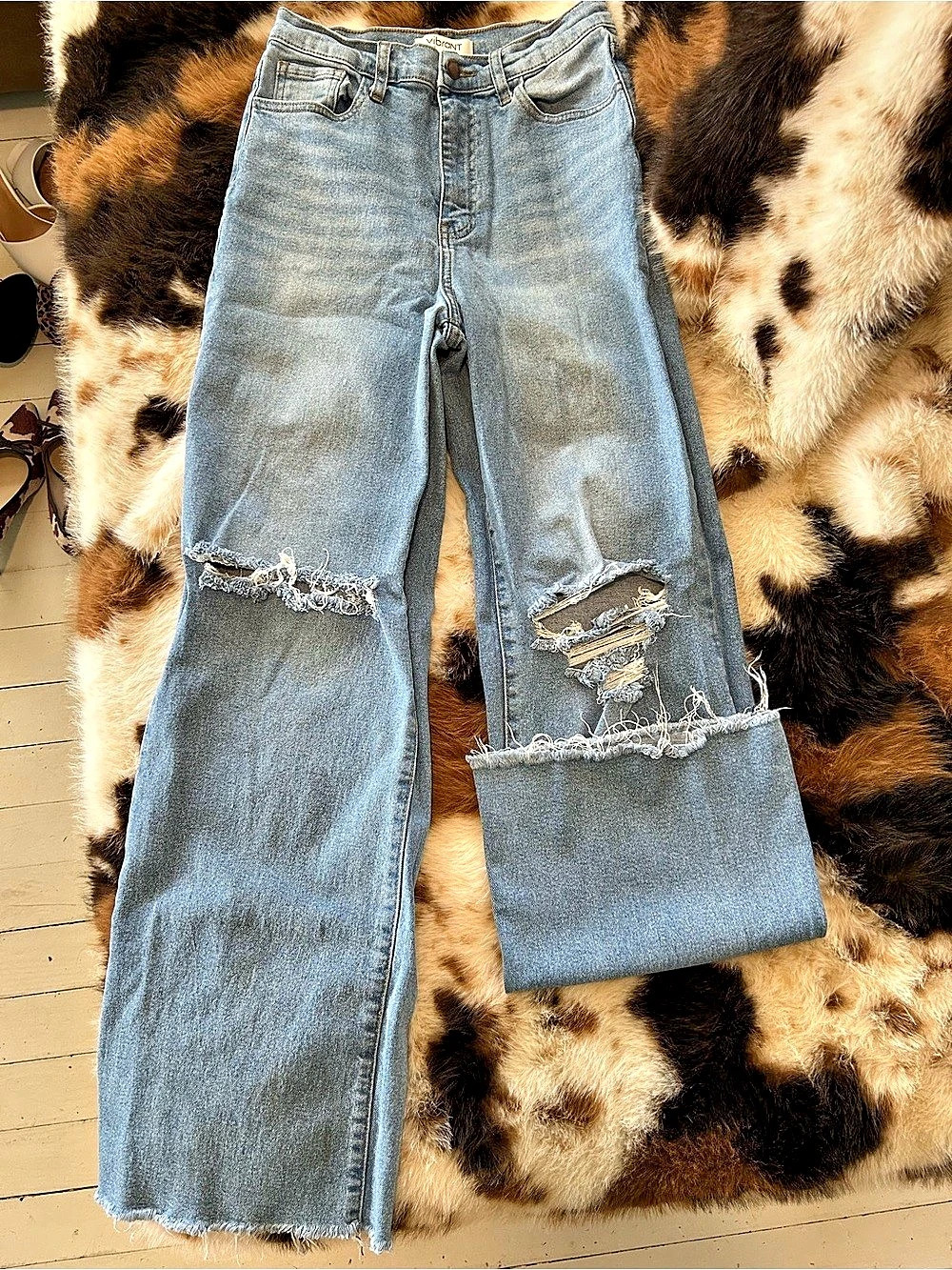 Vibrant Wide Leg Distressed Jeans Waist 7 Blue